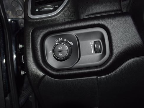 Used 2022 RAM 2500 Big Horn w/ Level C Equiment Group image 38