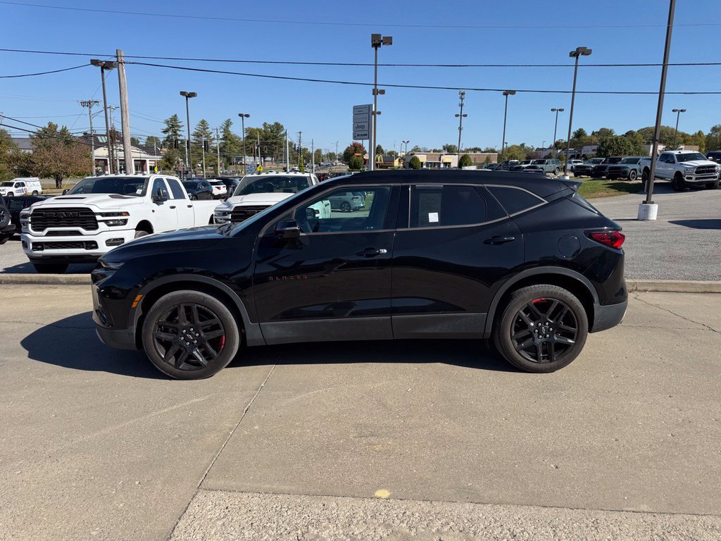 Used 2021 Chevrolet Blazer LT w/ Redline Edition AWD/4WD image 9