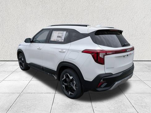 New 2026 Kia Seltos S FWD image 5