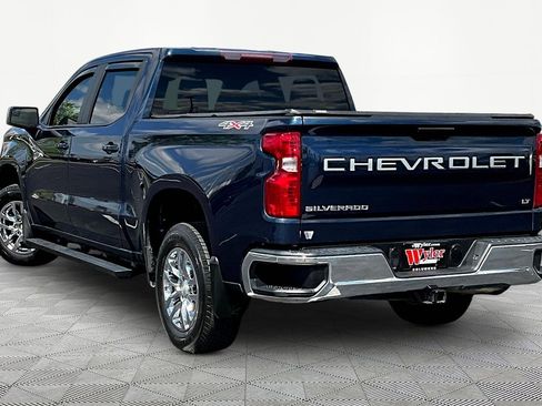 Used 2020 Chevrolet Silverado 1500 LT w/ LT Value Package AWD/4WD image 4
