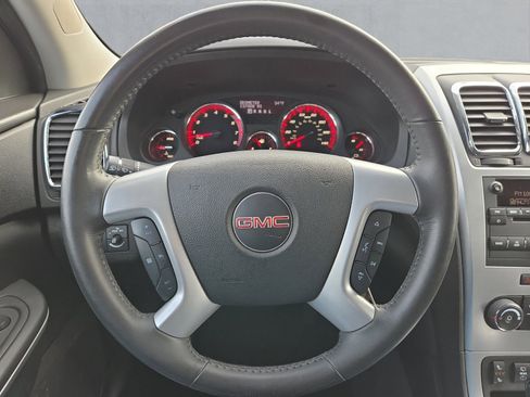 Used 2012 GMC Acadia SLE image 13
