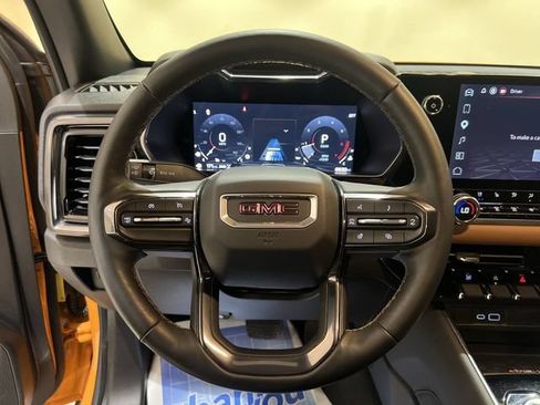 Used 2026 GMC Canyon AT4 w/ AT4 Premium Package AWD/4WD image 10