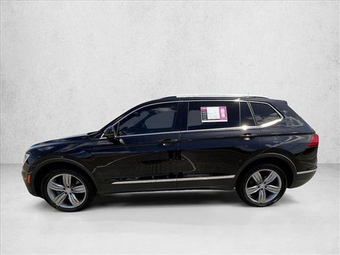 Used 2021 Volkswagen Tiguan SEL FWD image 6