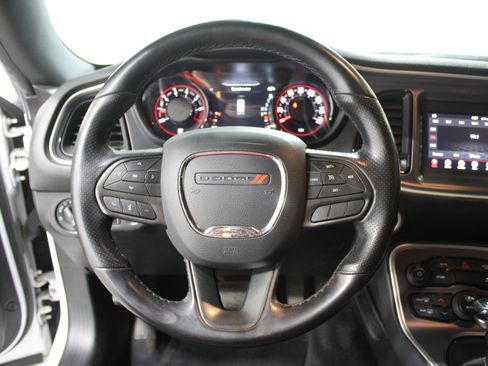 Used 2020 Dodge Challenger SXT w/ Blacktop Package image 8