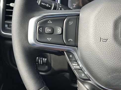 New 2026 RAM 1500 4x4 Crew Cab image 19