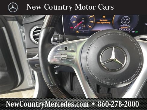 Used 2018 Mercedes-Benz S 560 4MATIC Sedan image 24