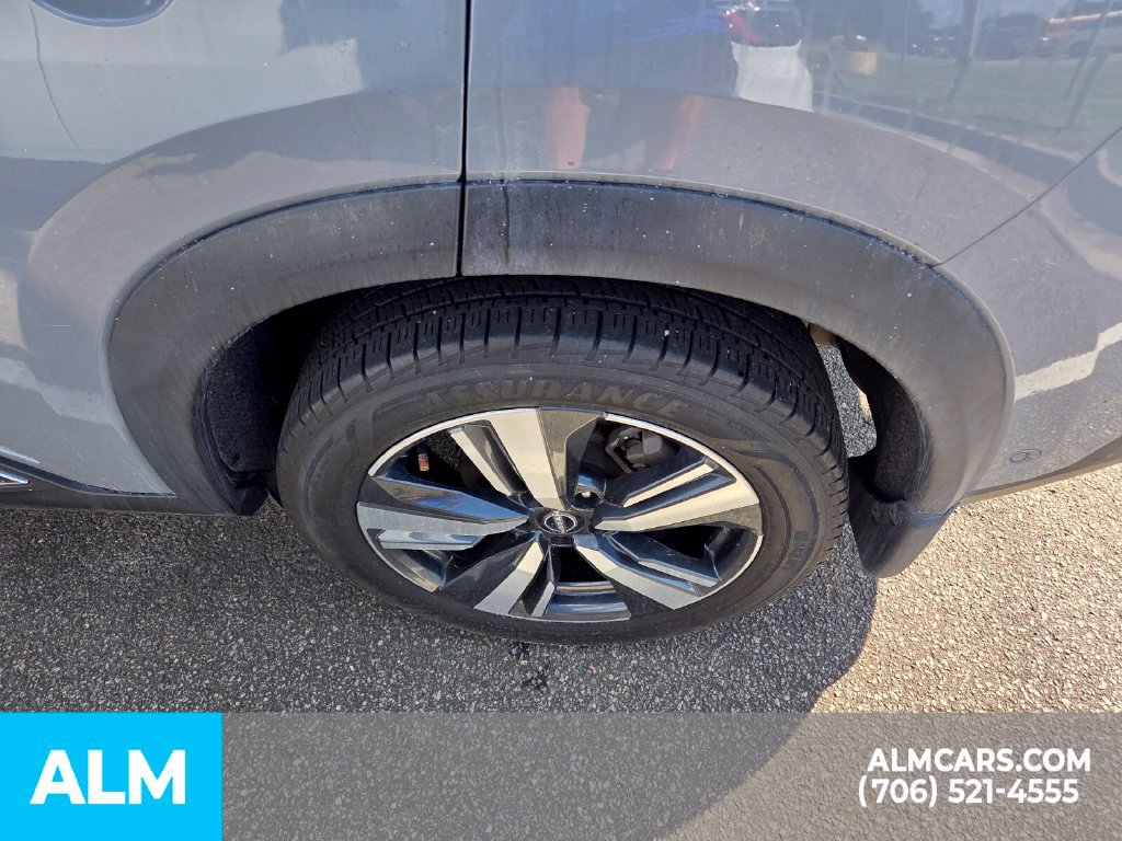 Used 2023 Nissan Rogue SL w/ SL Premium Package FWD image 6