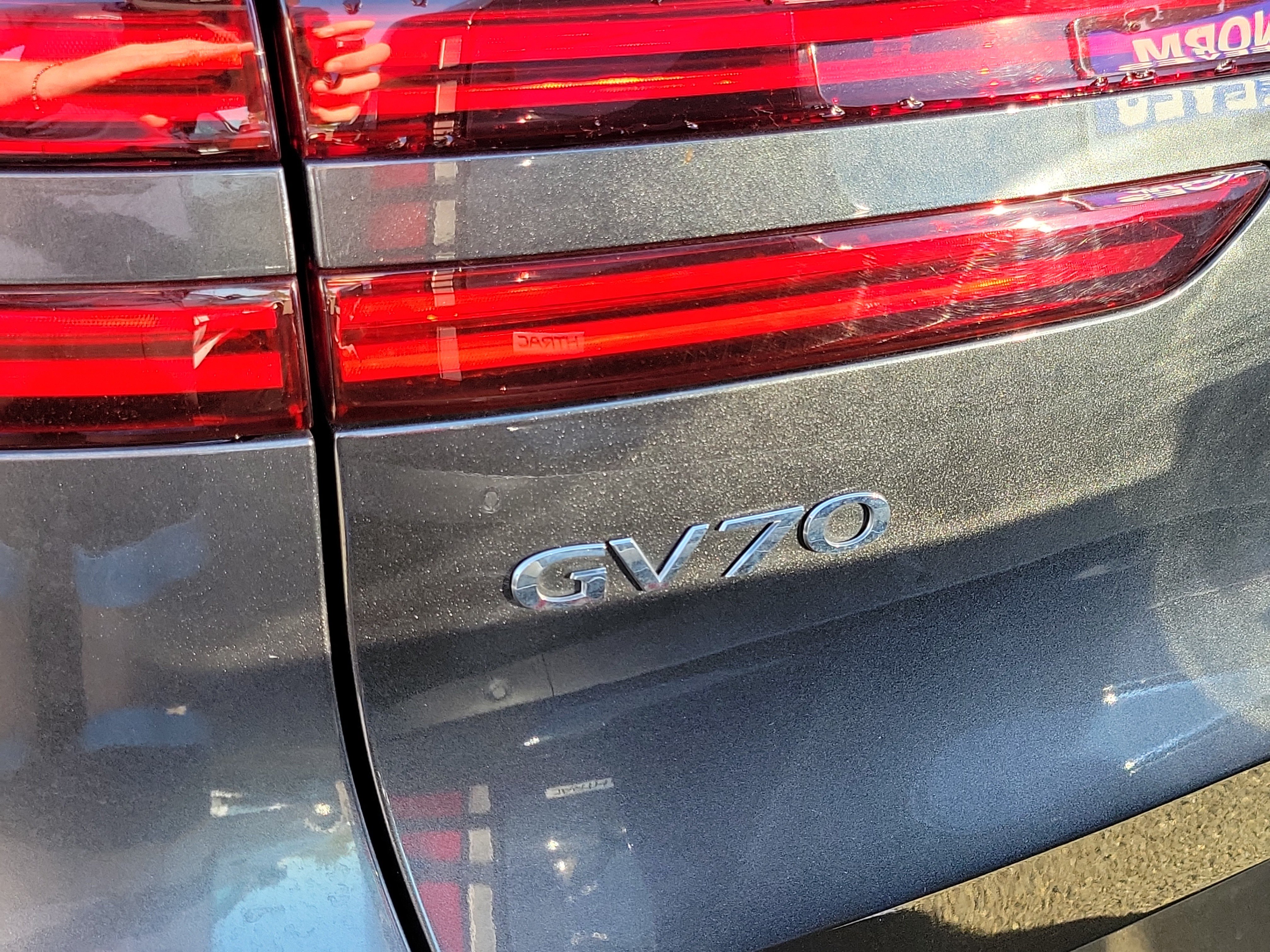 Used 2023 Genesis Electrified GV70 AWD/4WD image 5
