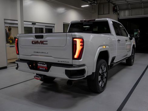 Used 2024 GMC Sierra 3500 Denali w/ Denali Reserve Package image 7