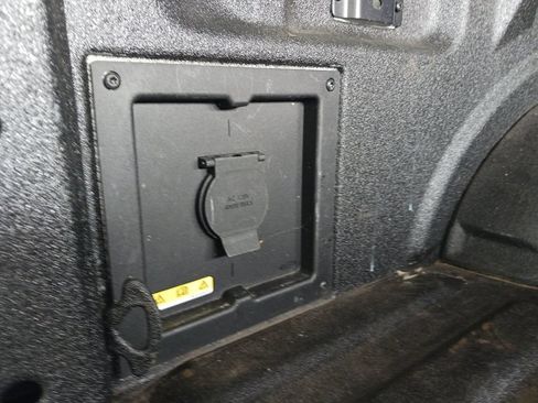 Used 2023 Ford F150 Lariat w/ Equipment Group 502A High AWD/4WD image 32