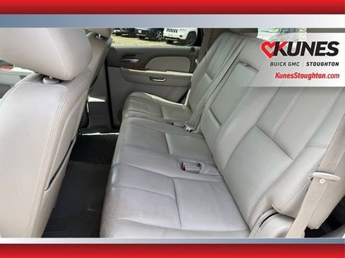 Used 2012 GMC Yukon SLT w/ SLT-2 Equipment Package AWD/4WD image 17