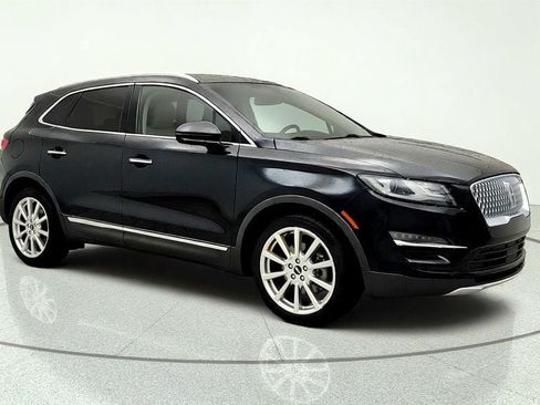 Used 2019 Lincoln MKC Reserve FWD image 3