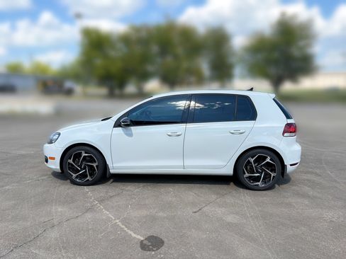 Used 2011 Volkswagen Golf TDI w/ Cold Weather Pkg FWD image 5