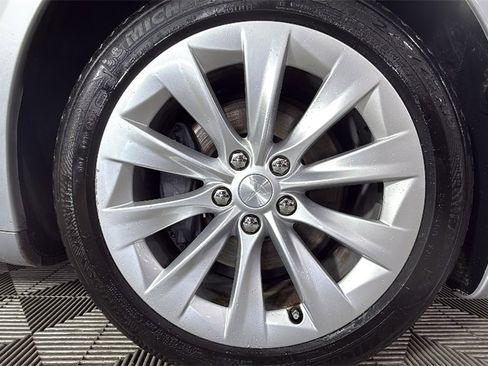 Used 2019 Tesla Model S 100D image 36