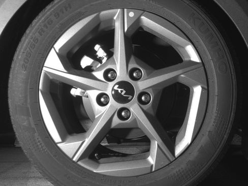 Used 2025 Kia K4 LXS image 15