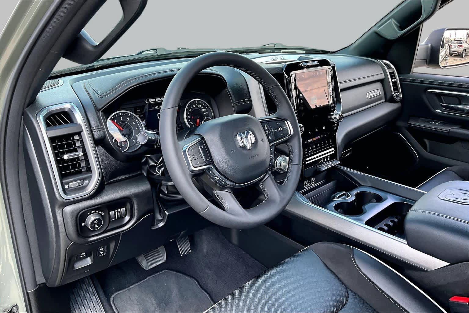 Used 2026 RAM 1500 Laramie AWD/4WD image 18