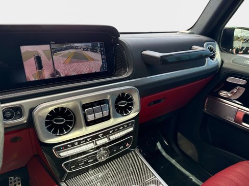 Certified 2021 Mercedes-Benz G 63 AMG 4MATIC image 28
