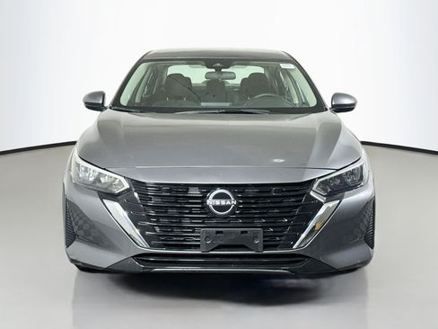 Used 2025 Nissan Sentra S FWD image 2