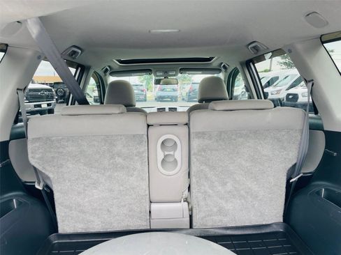 Used 2011 Toyota RAV4 2WD w/ Upgrade Value Pkg image 31