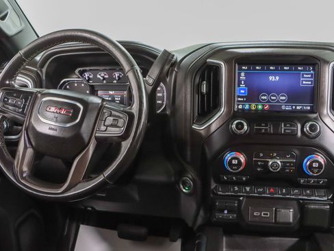 Used 2023 GMC Sierra 2500 AT4 w/ Gooseneck/5TH Wheel Package AWD/4WD image 18