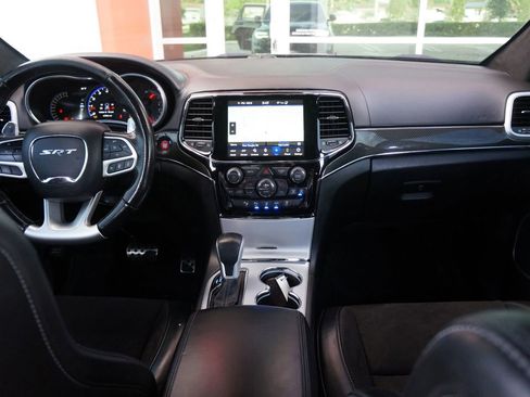 Used 2020 Jeep Grand Cherokee SRT image 37