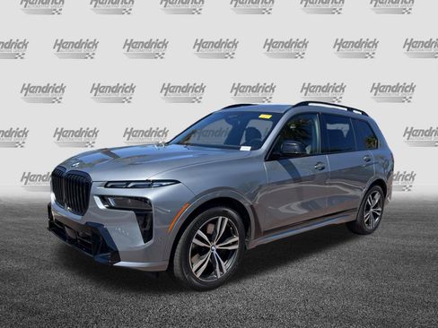 Used 2023 BMW X7 xDrive40i w/ Executive Package AWD/4WD image 5