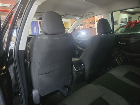 Used 2023 Subaru Outback Premium image 11