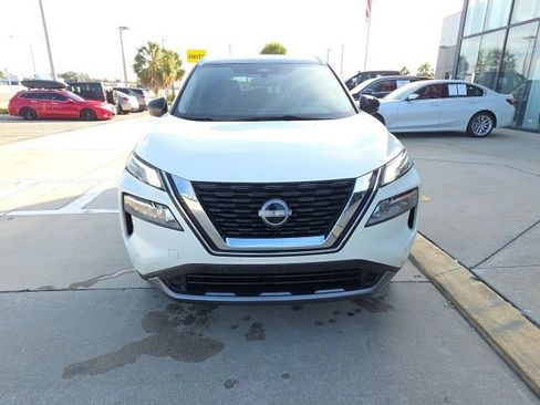 Used 2023 Nissan Rogue SL w/ SL Premium Package image 10