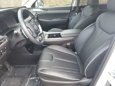 Certified 2025 Hyundai Palisade SEL image 12