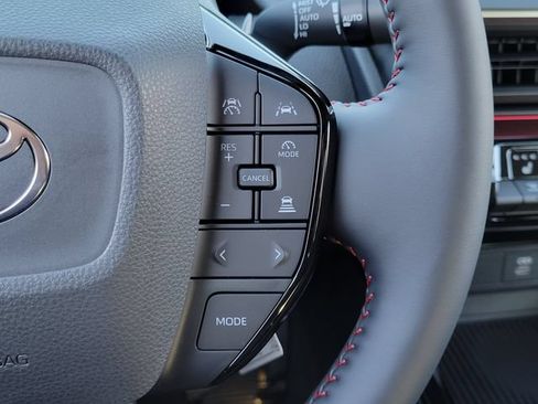 New 2026 Toyota Prius Plug-In Hybrid FWD image 9