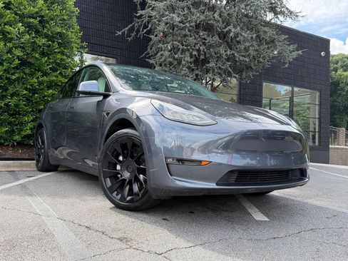 Used 2021 Tesla Model Y Long Range AWD/4WD image 5