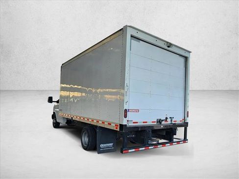 Used 2021 Chevrolet Express 3500 image 7