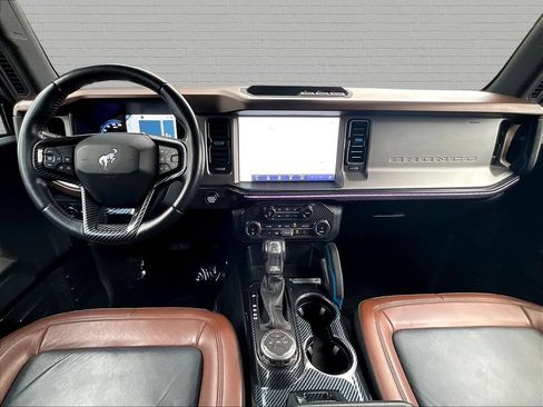 Used 2022 Ford Bronco Outer Banks AWD/4WD image 7