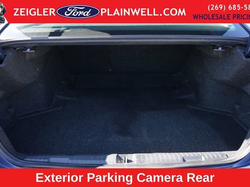 Used 2023 Subaru Legacy Premium AWD/4WD image 10