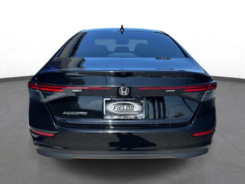 Used 2023 Honda Accord EX image 4