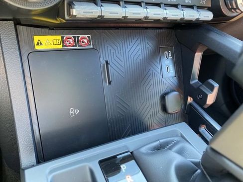 New 2026 Toyota Tacoma Limited AWD/4WD image 11