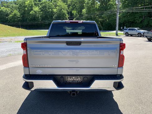 Used 2025 Chevrolet Silverado 1500 LT AWD/4WD image 12
