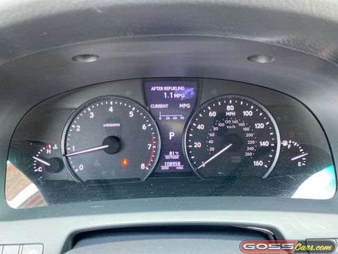 Used 2013 Lexus LS 460 AWD w/ Comfort Pkg image 21