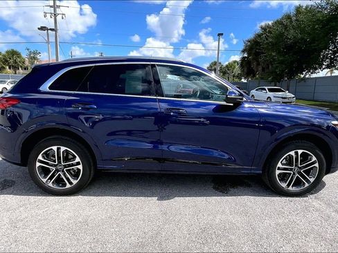 Certified 2025 Audi Q5 Premium Plus w/ Premium Plus AWD/4WD image 4