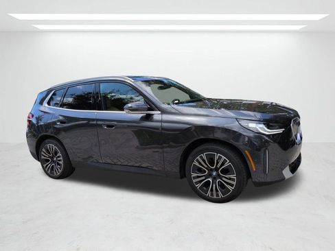 New 2025 BMW X3 xDrive30 w/ Premium Package AWD/4WD image 2