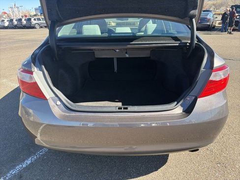 Certified 2017 Toyota Camry XLE image 6