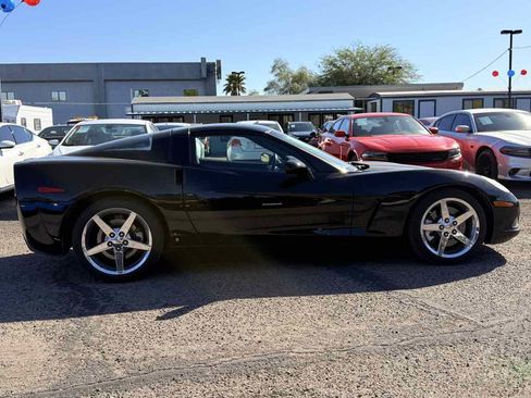 Used 2008 Chevrolet Corvette w/ Z51 Performance Package image 10