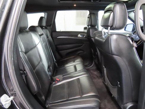 Used 2016 Jeep Grand Cherokee Overland RWD image 35