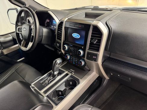 Used 2017 Ford F150 Lariat RWD image 32