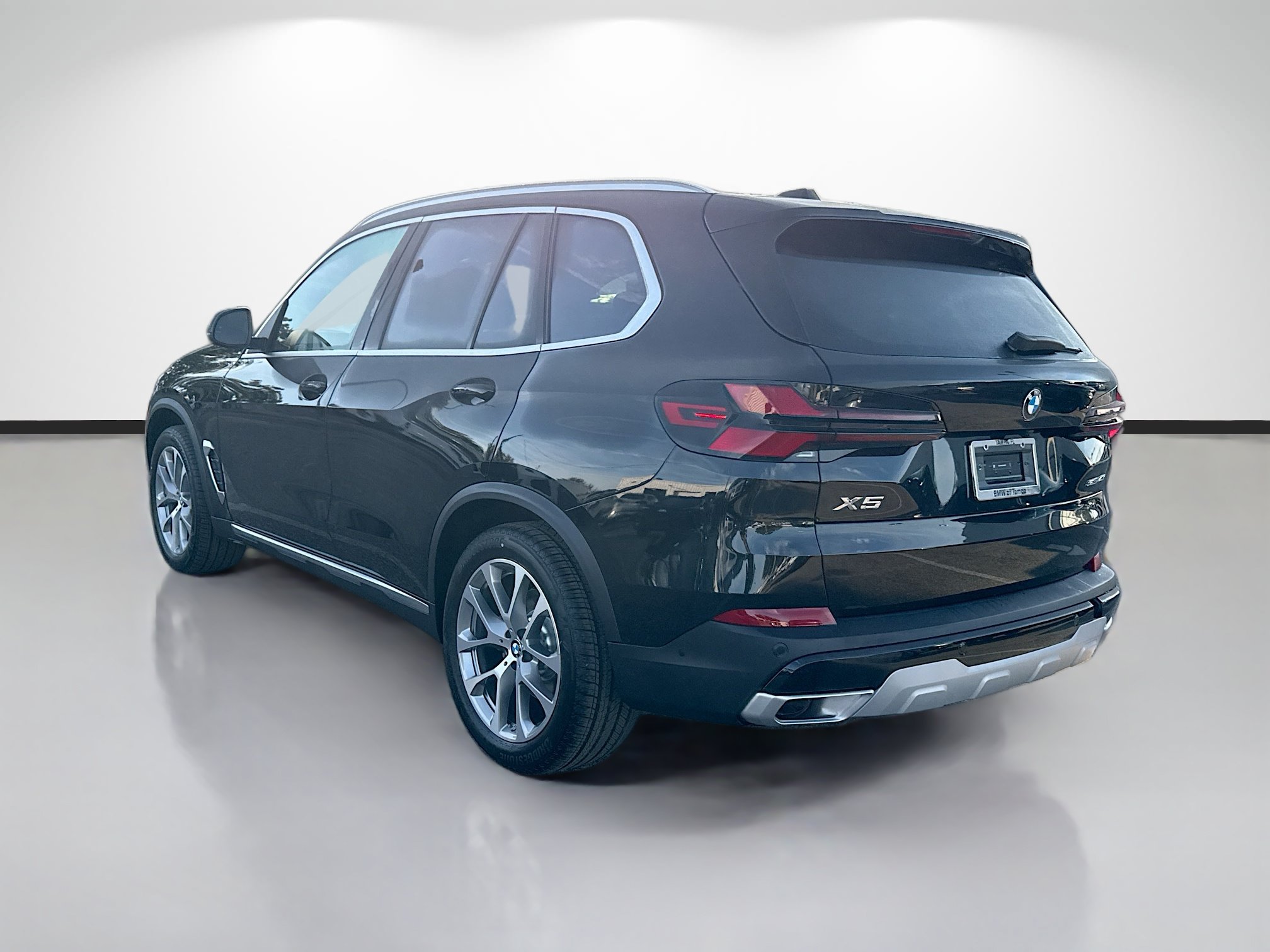 Used 2026 BMW X5 sDrive40i RWD image 5