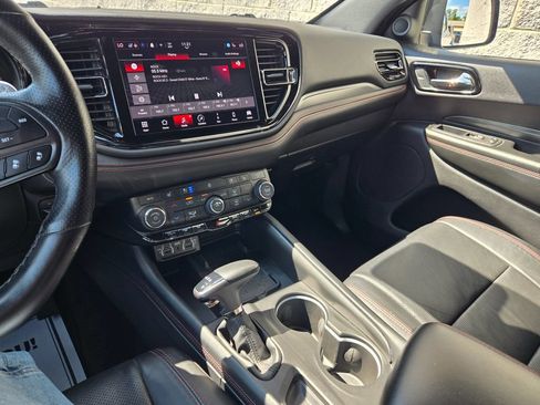 Used 2025 Dodge Durango GT AWD/4WD image 22