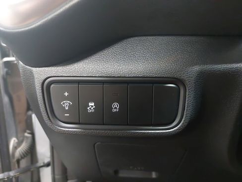 Used 2025 Kia Soul LX w/ LX Technology Package image 25