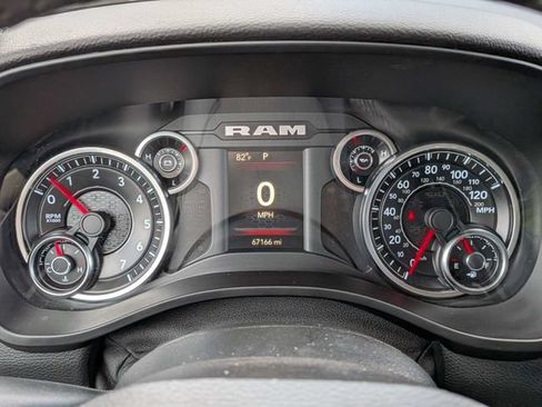 Used 2020 RAM 1500 Big Horn AWD/4WD image 29