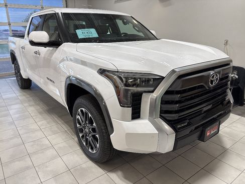 New 2026 Toyota Tundra Limited AWD/4WD image 5