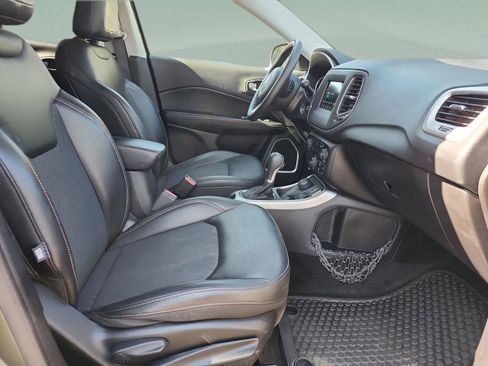 Used 2019 Jeep Compass Latitude w/ Popular Equipment Group image 19